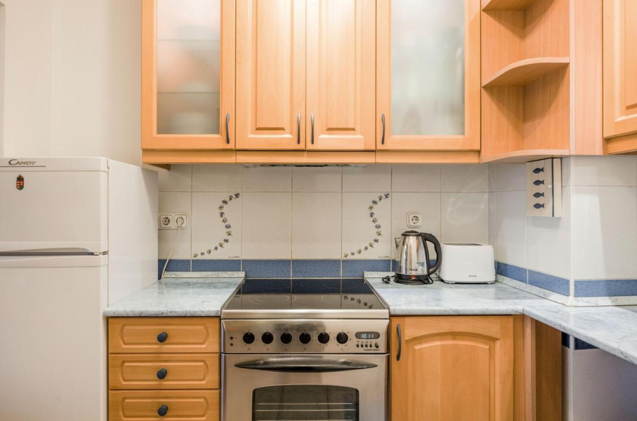 Citadel Manor Apartment Budapest Exterior photo